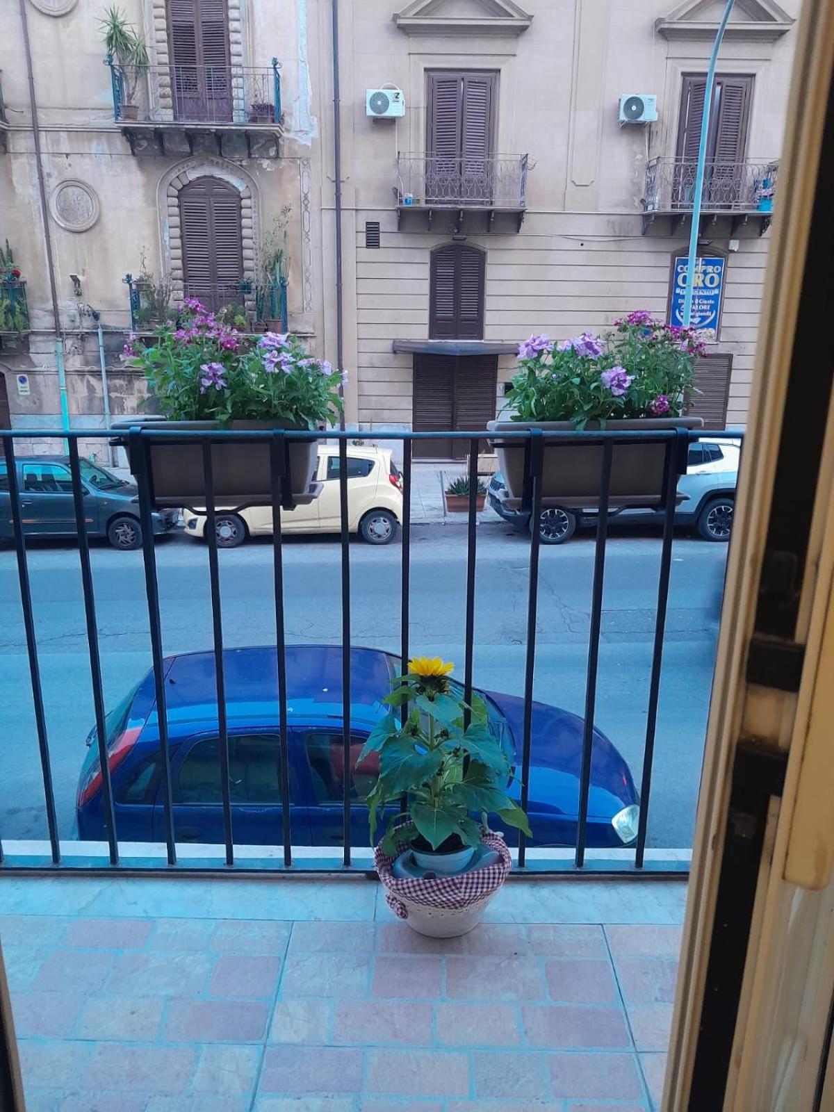 شقة Casa Assisi باليرمو المظهر الخارجي الصورة